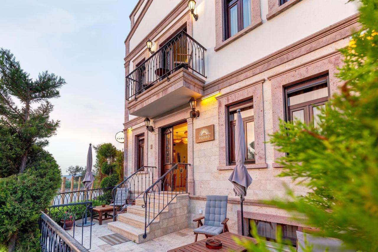 Parna Hotel Cunda Екстериор снимка