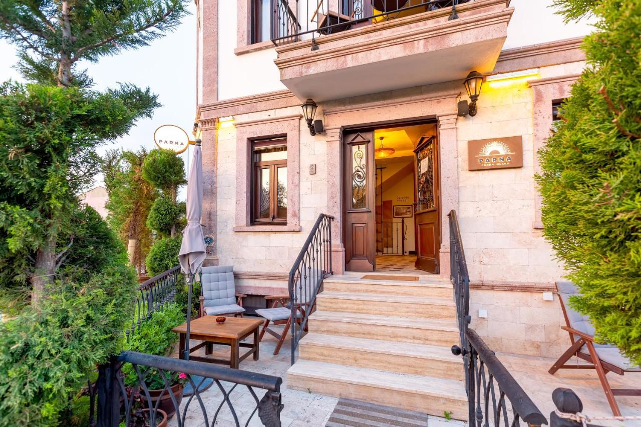 Parna Hotel Cunda Екстериор снимка