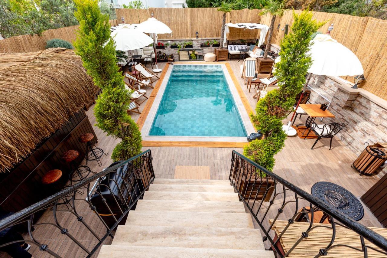 Parna Hotel Cunda Екстериор снимка