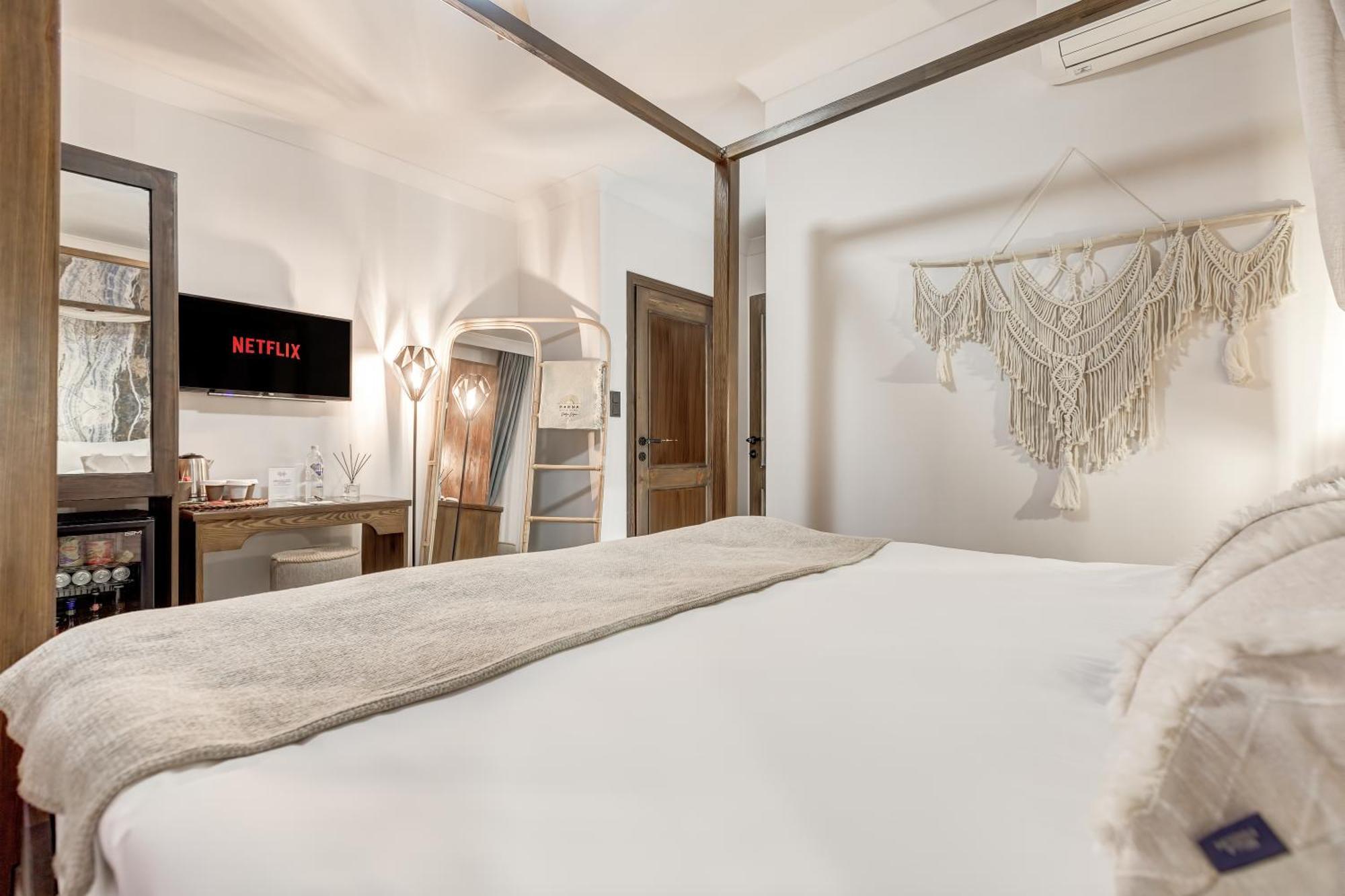 Parna Hotel Cunda Стая снимка