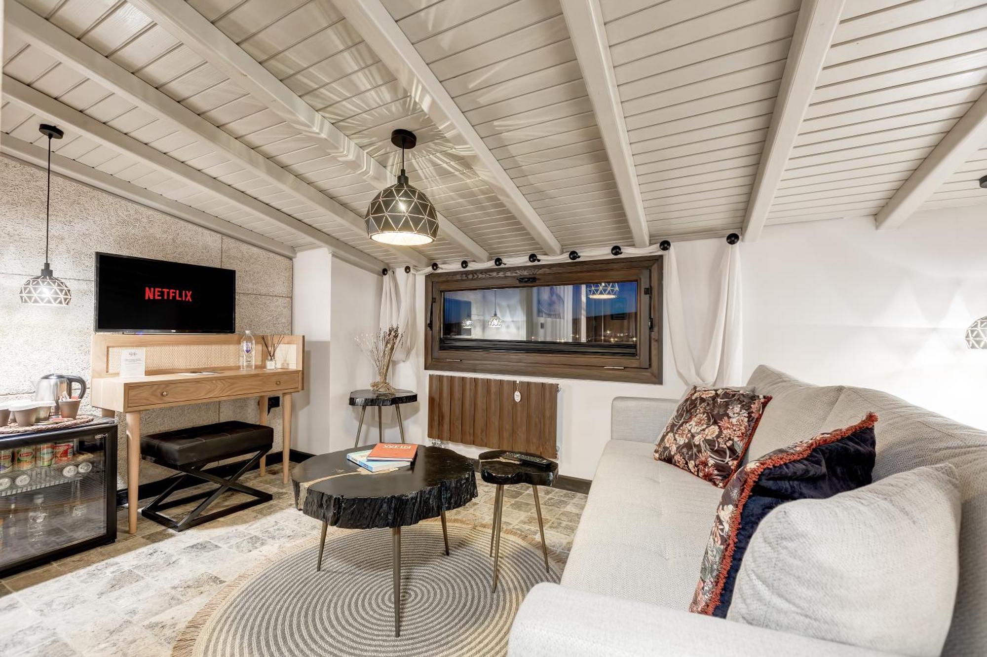 Parna Hotel Cunda Стая снимка
