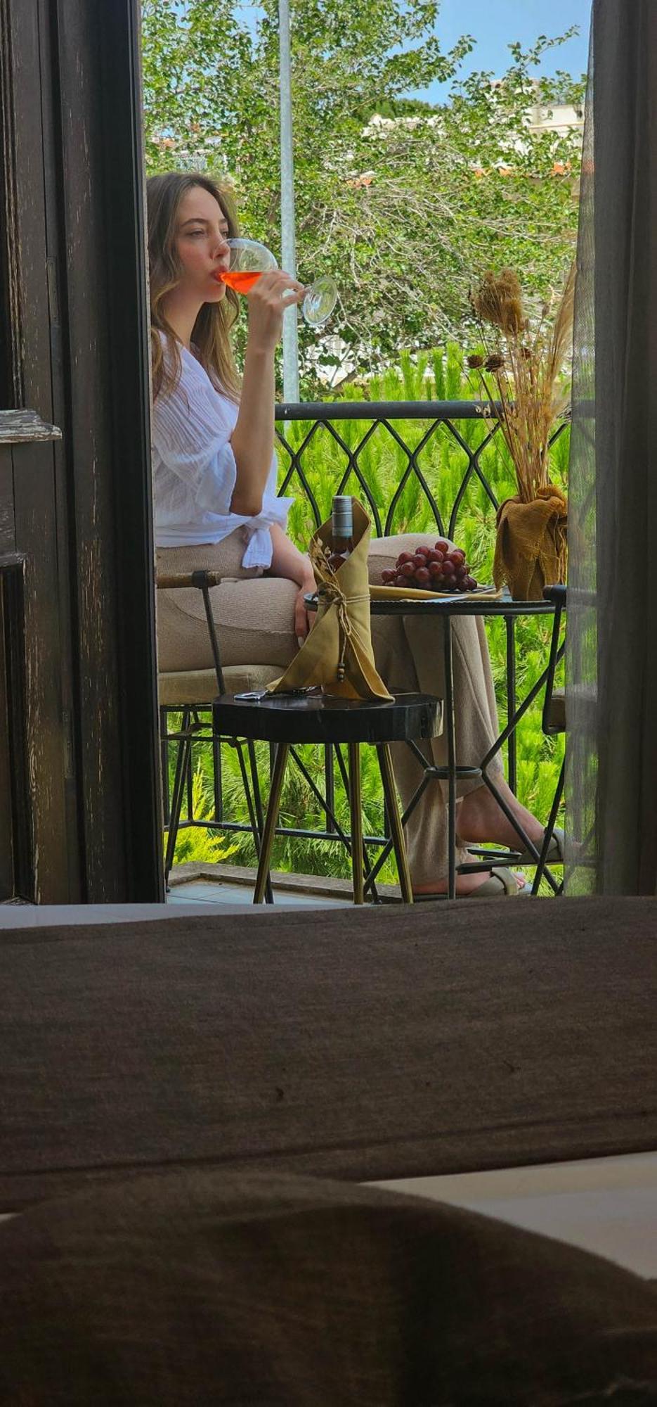 Parna Hotel Cunda Стая снимка