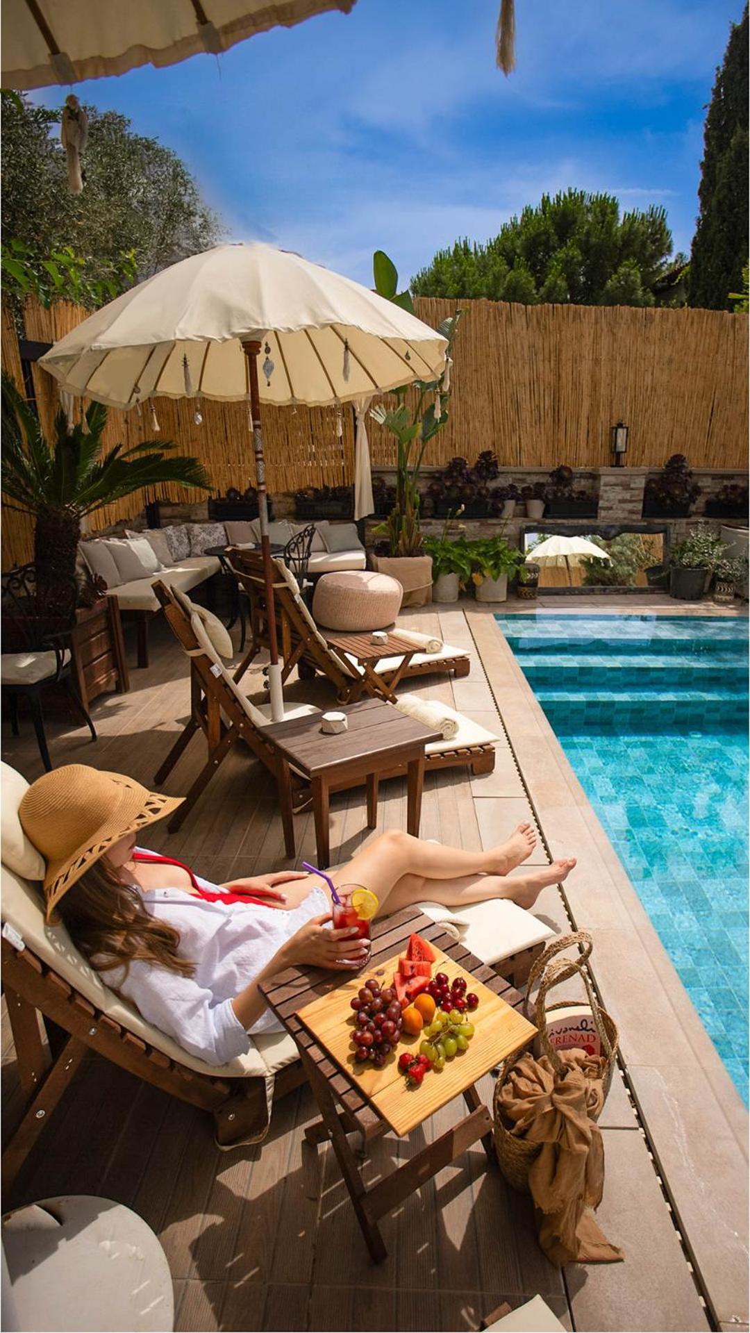 Parna Hotel Cunda Екстериор снимка